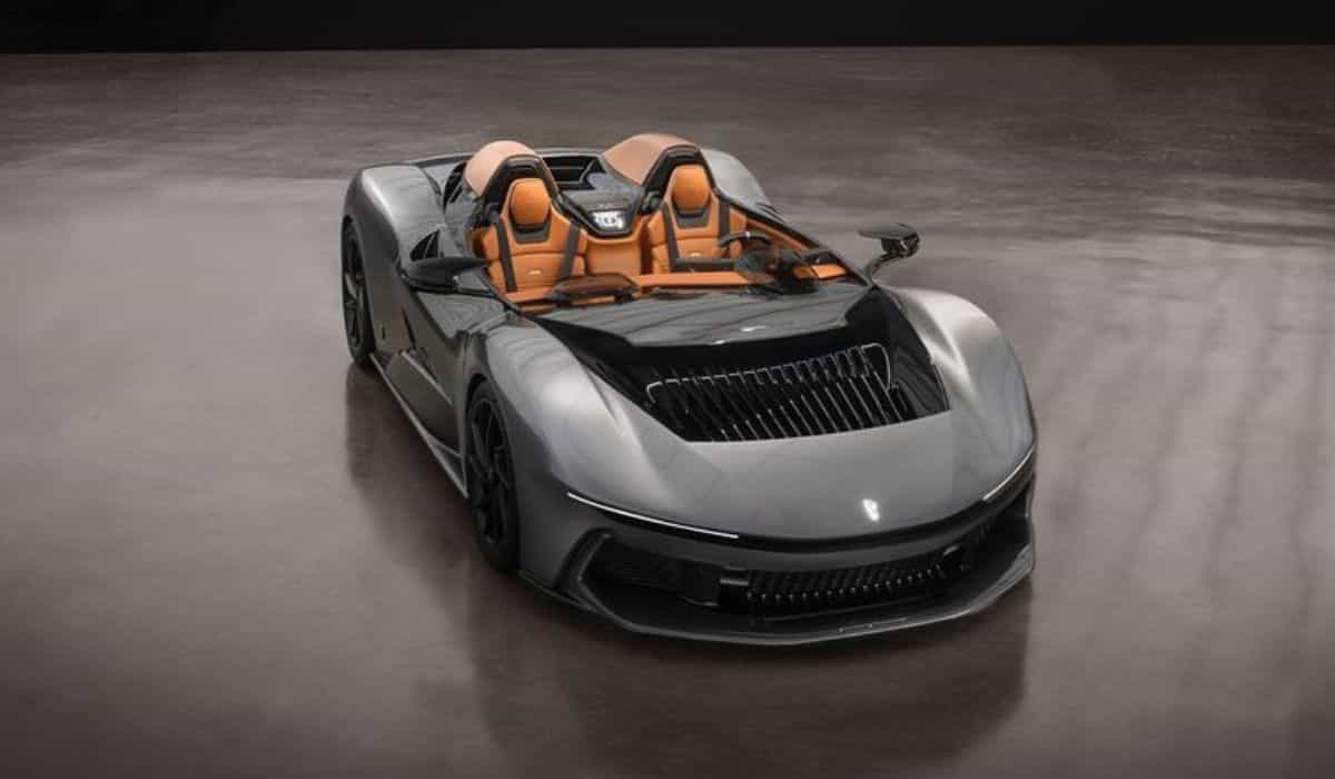 Automobili Pininfarina lanceert de supercar B95 Gotham geïnspireerd door Batman van DC Comics