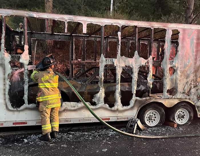 Ford Probe I ødelagt efter brand (Instagram / @scottgrundforcompany)