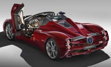 Pagani lança o Utopia Roadster: novo supercarro conversível que une luxo e performance