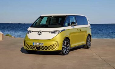 Volkswagen ID.Buzz 2025 chega ao mercado ainda este ano com preço inicial de US$ 61.545