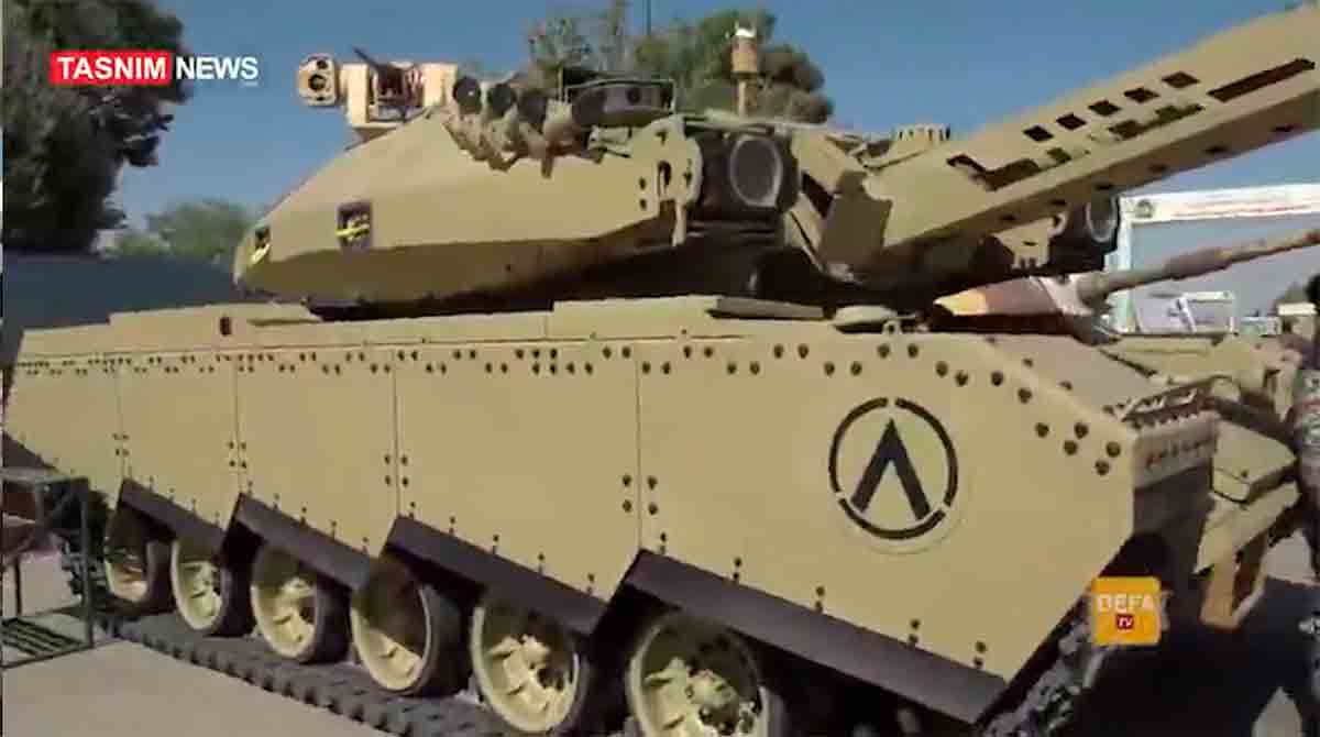 Irans Streitkräfte präsentieren den modernisierten M60 Soleiman-402 Panzer. Foto und Video: Telegram @defender_iran