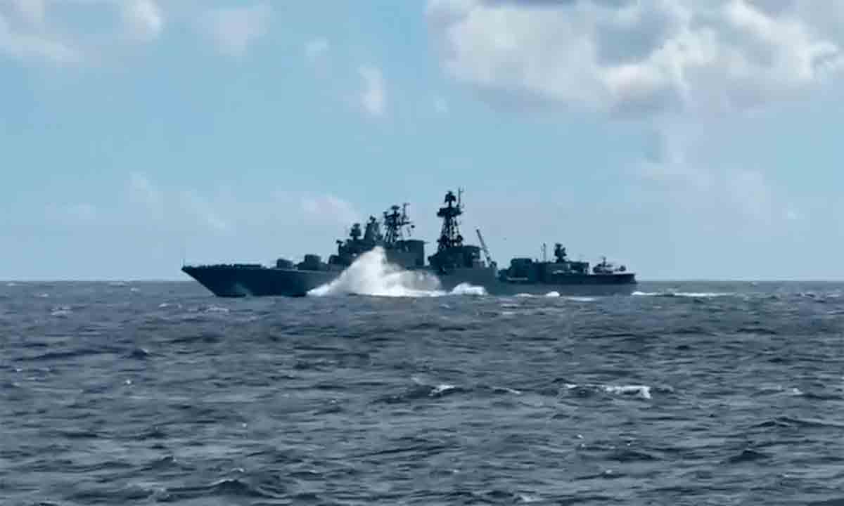 Marinhas da Rússia e China simulam ataque aéreo e naval ao norte do Japão. Telegraam @hmod_russia
