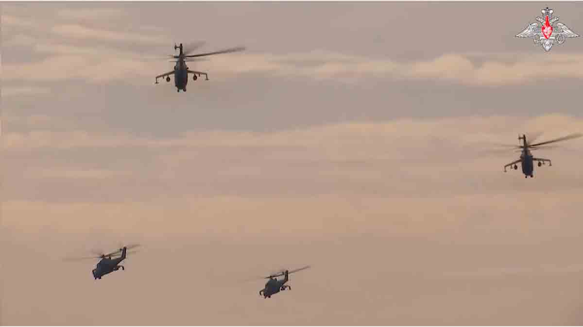 Impressionante! Rússia Divulga vídeo de helicópteros da Frota do báltico em ataques simulados nos Exercícios Ocean-2024. Imagens: Telegram @mod_russia