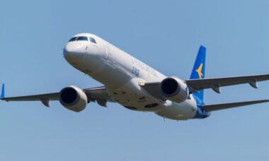 Fotos: Reprodução Instagram @embraer