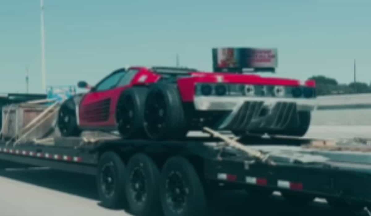 6-wheeled Ferrari Testarossa spotted in Texas, rumors suggest a new Gas Monkey Garage project