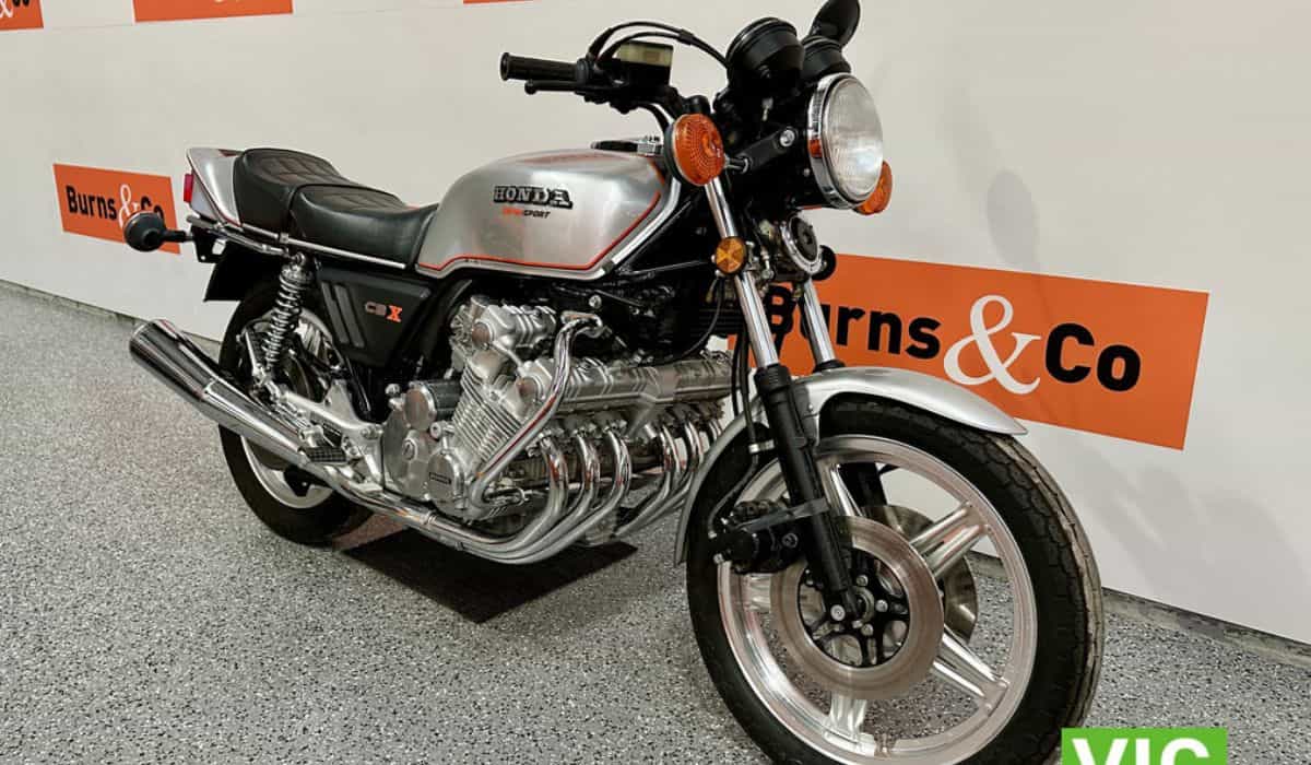 Honda CBX 1979 original é arrematada em leilão por US$ 30 mil