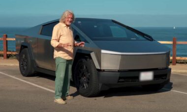 James May classifica o Tesla Cybertruck como "ousado e infantil" e propõe versão compacta