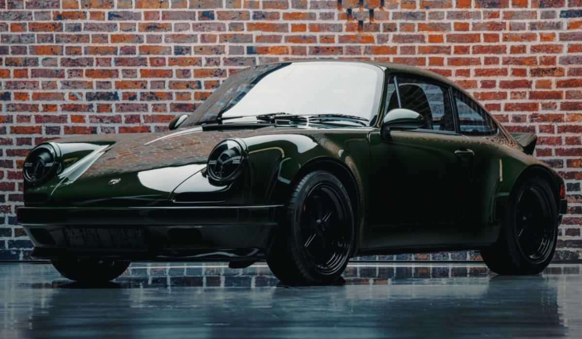 Kalmar lanserer "7-97 E-Volt" som kombinerer den klassiske Porsche 911 med den elektriske teknologien fra en Tesla Model S