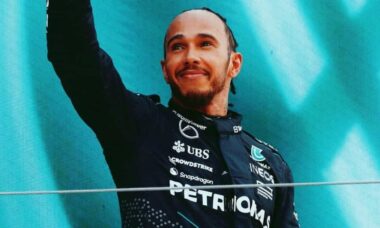 Lewis Hamilton pode ter interesse em adquirir equipe na MotoGP após aquisição pela Liberty Media