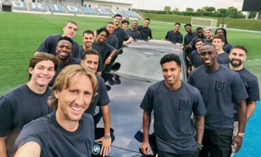 Jogadores do Real Madrid ganham novos carros de luxo da BMW para próxima temporada