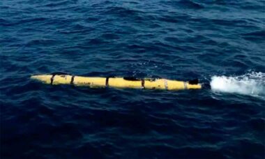 Houthis do Iêmen revelam novo submarino não tripulado "Al-Qari'a". Foto : Telegram @Irnaen