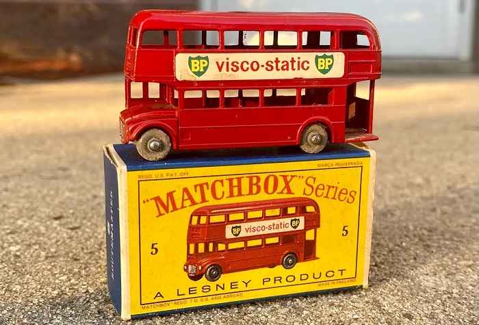 Rara coleção de carrinhos Matchbox dos anos 60 vai a leilão e atrai colecionadores (Bring a Trailer)