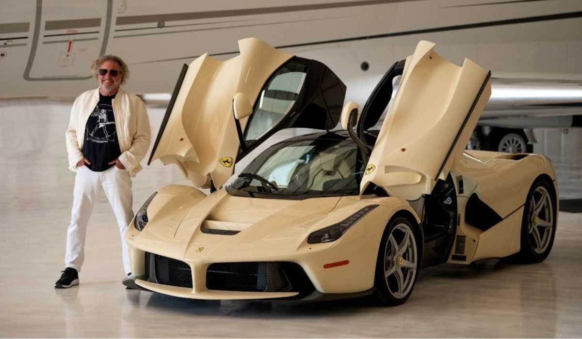 Sammy Hagar sælger sin tilpassede LaFerrari for 4,25 millioner dollars på en historisk auktion