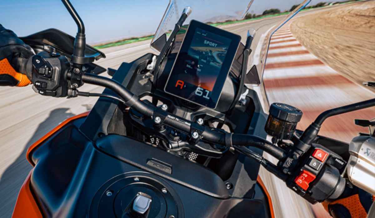 KTM lança painéis com "Android Automotive" e inicia nova era de tecnologia em motocicletas