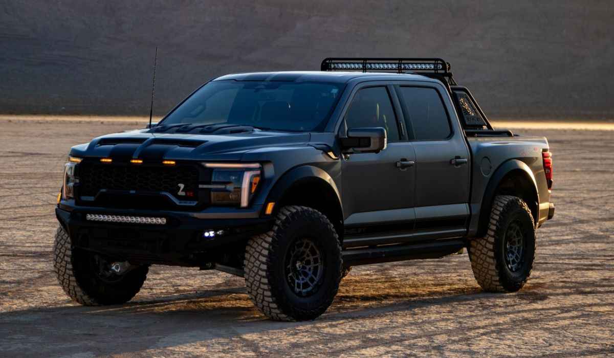 Új Shelby F-150 Raptor R Meghaladja a 900 Lóerőt és Új Szabványt Teremt a Magas Teljesítményű Pickupok Számára