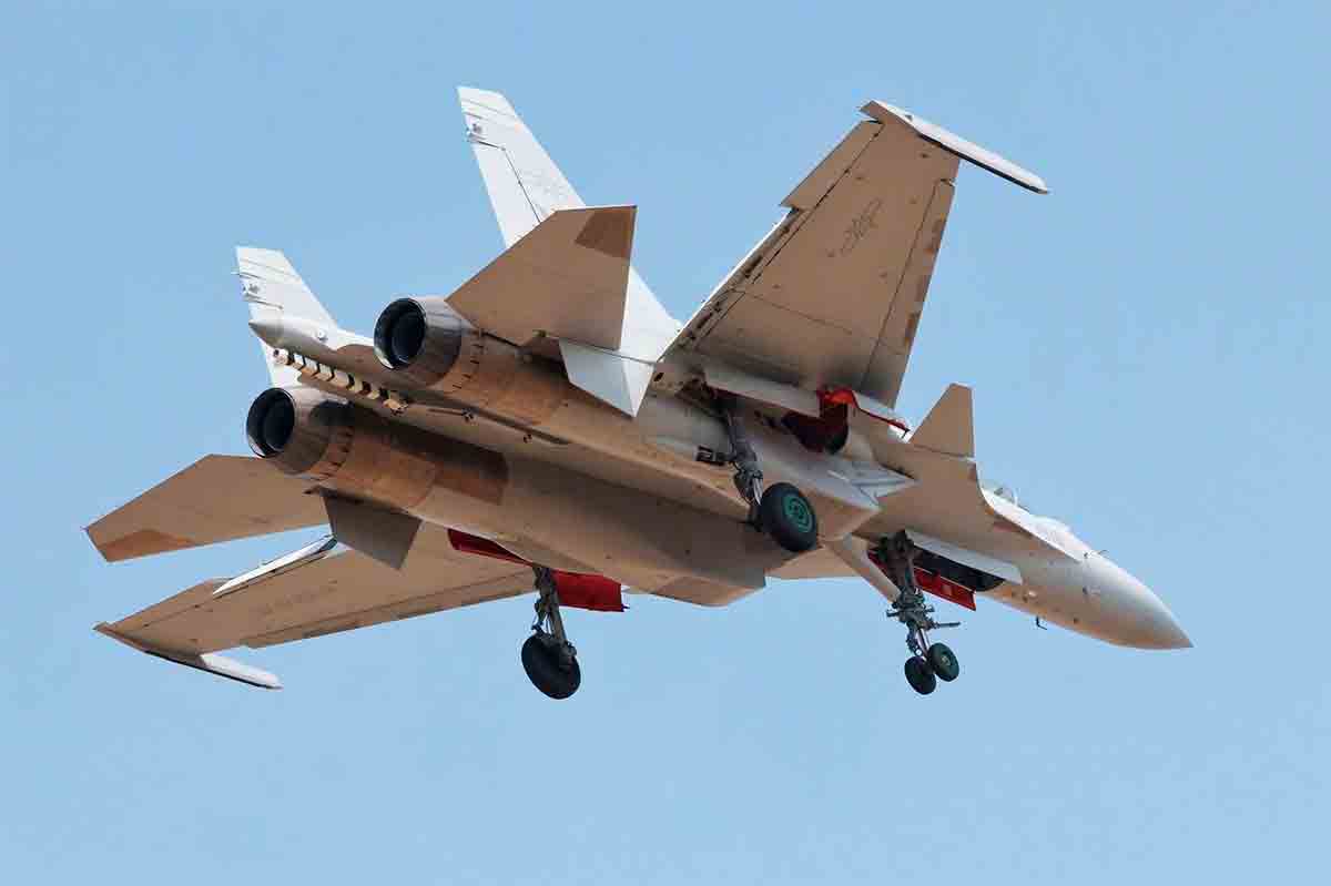 Shenyang J-15T. X @Clay_PLAPAP