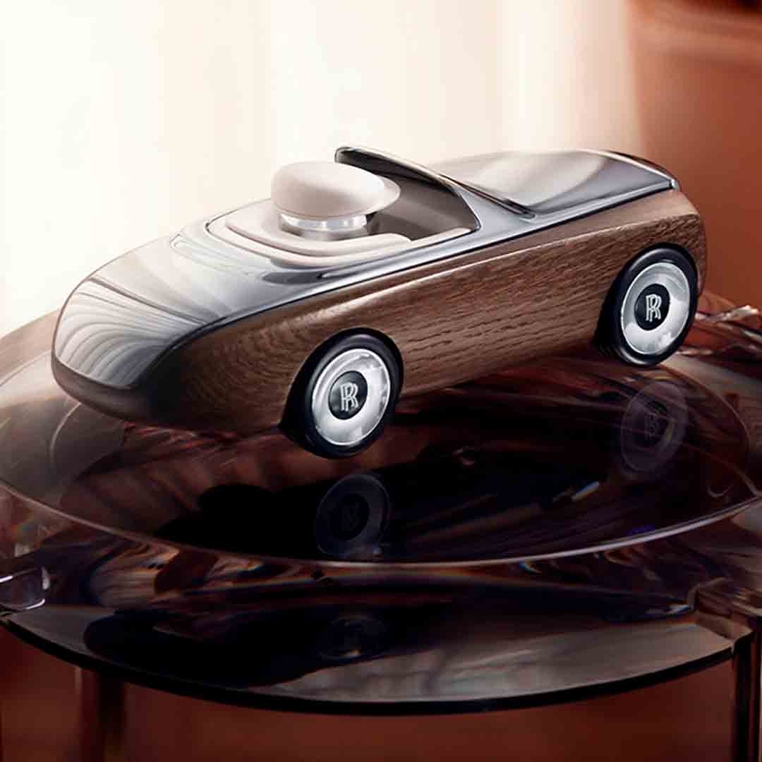 Rolls-Royce lança miniatura exclusiva para montar em casa por US$ 5.500 (X @HYPEBEAST)