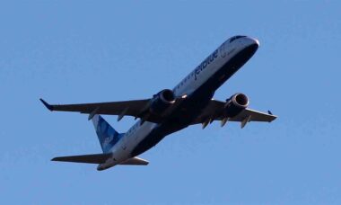 Embraer E190. Photo: Wikimedia