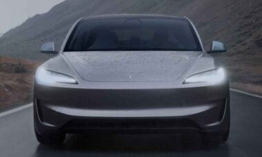 Executivo da Tesla confirma chegada de novo modelo abaixo dos US$ 30.000 em 2025