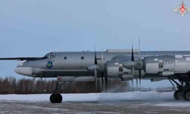 Bombardeiros Tu-95MS realizam voo planejado sobre águas do Mar do Japão. Telegram @mod_russia