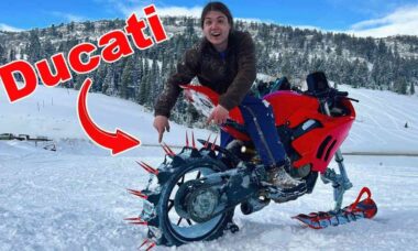 Ducati Panigale modificada enfrenta desafio na neve em teste radical de Matt Spears