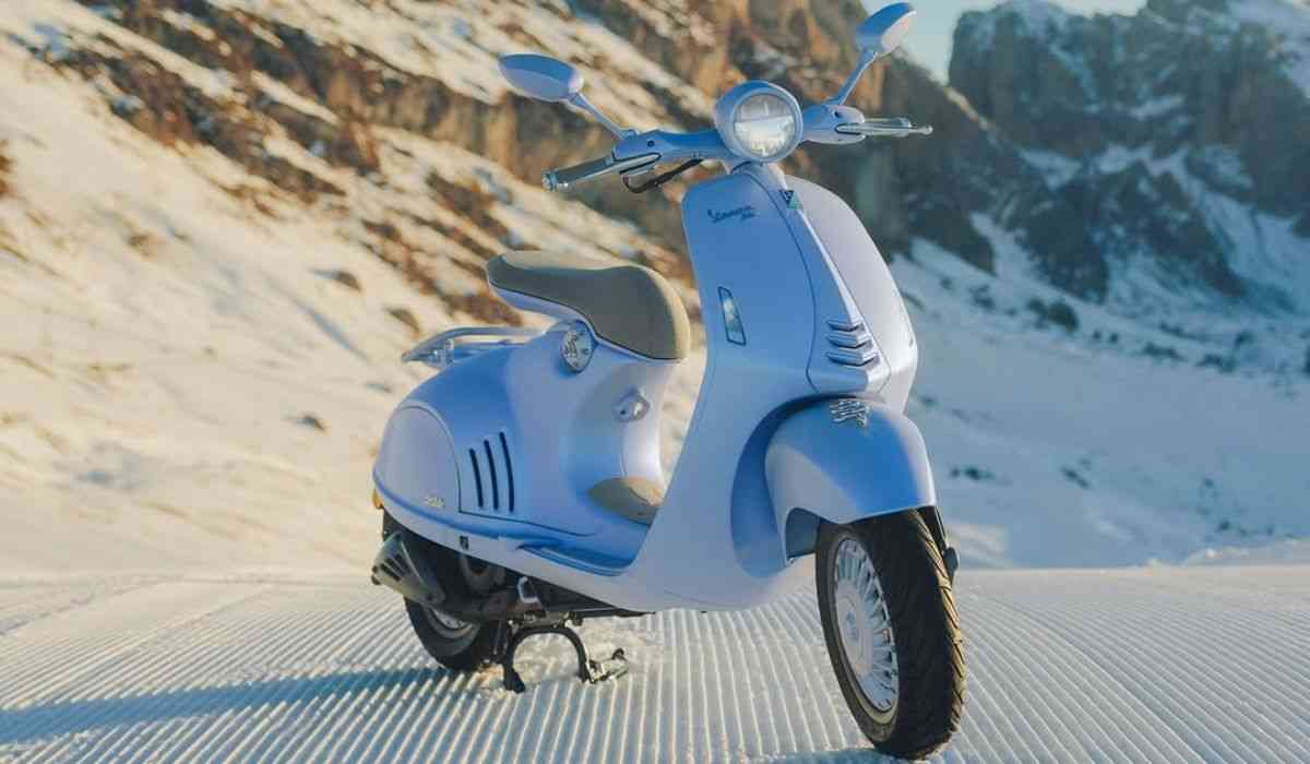 ヴェスパ、2025年の旧正月を祝い、「Vespa 946 Snake」の限定版を発売