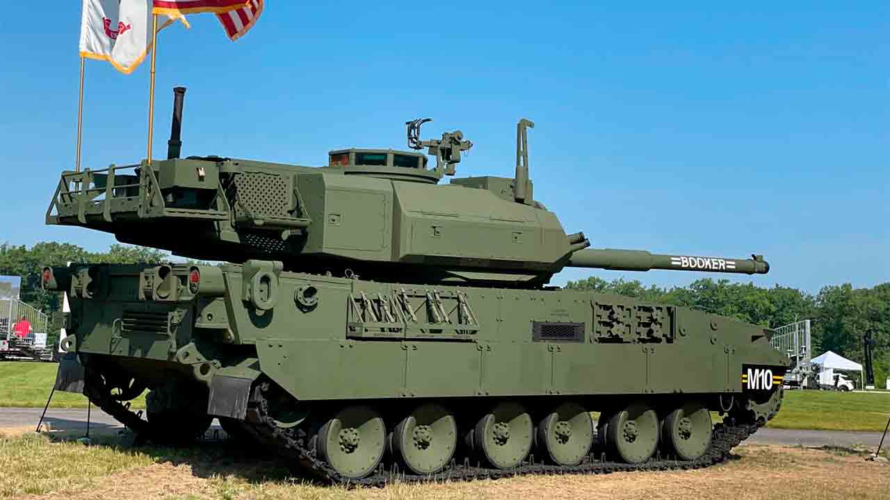 Fotos: Linkedin: Peter George