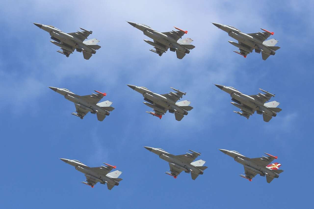 Governo do Reino Unido revela quanto custa treinar um piloto da Força Aérea britânica