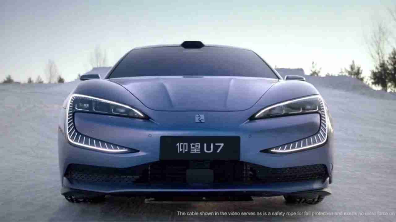 Yangwang U7: sedã de luxo da BYD impressiona com suspensão inovadora e alta tecnologia