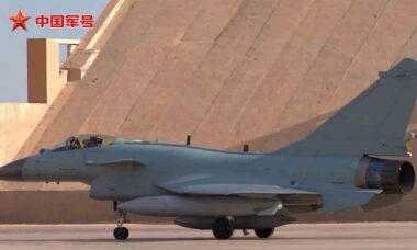 J-10C chinês no Egito. Foto: Ministério da Defesa da China