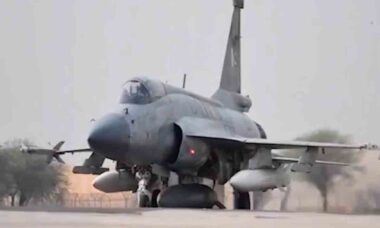 Paquistão alega destruição de S-400 da Índia com míssil chinês. @clashreport