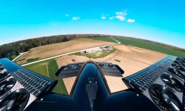 Carro voador com ventiladores nas asas promete voos silenciosos e 800 km de autonomia (Instagram @horizonaircraft)