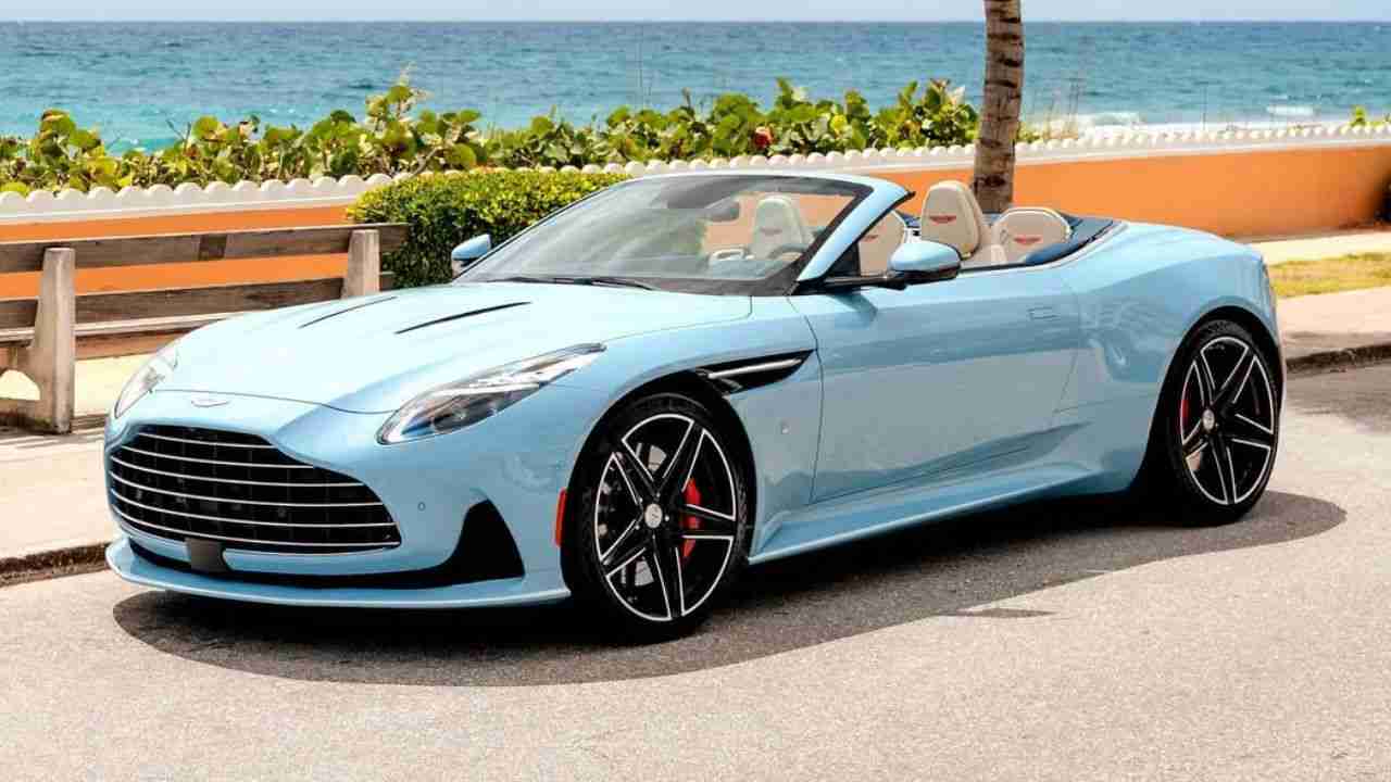 Az Aston Martin bemutatja a DB12 Palm Beach Editiont, tisztelegve Florida trópusi luxusa előtt