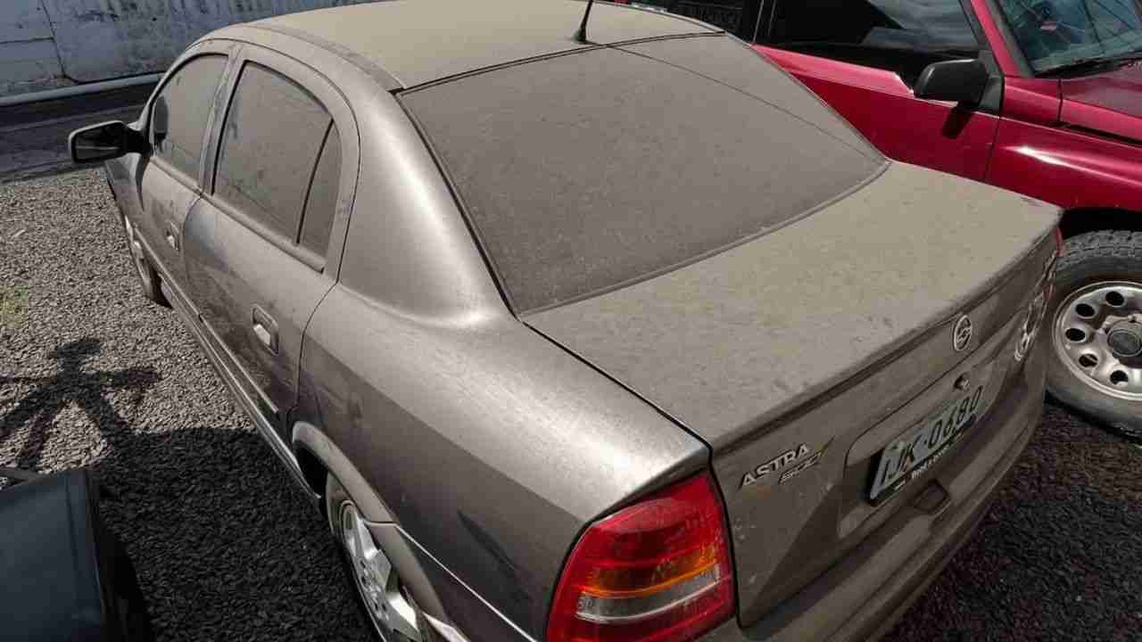 Chevrolet Astra 500 é achado em garagem após 8 anos parado e pode valer até US$ 34 mil após restauração