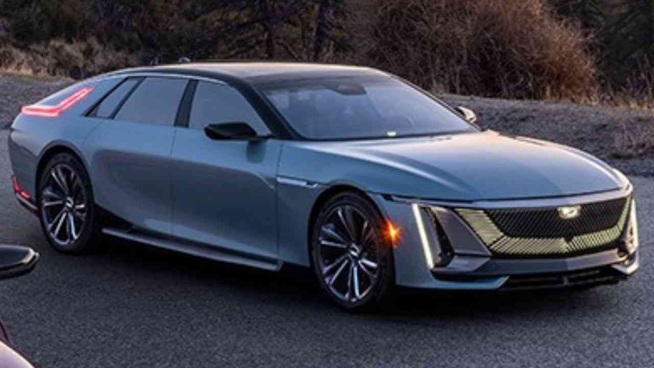 Cadillac Celestiq tem menos de 25 unidades vendidas e produção limitada reforça exclusividade do elétrico de luxo