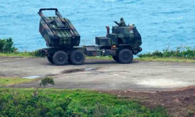 Taiwan testa pela primeira vez foguetes M30/M31 com HIMARS em simulação de ataque à frota chinesa. Foto: Ministério da Defesa de Taiwan