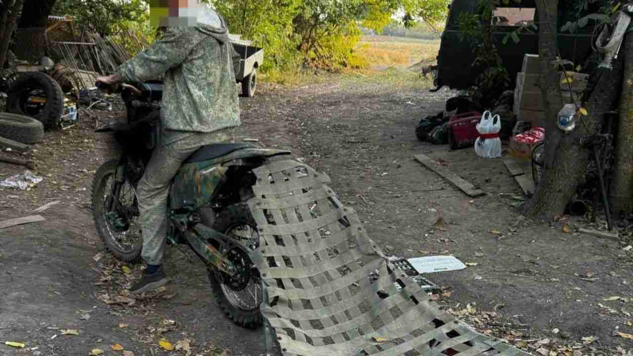 Rússia usa motos e quadriciclos improvisados em ofensivas após perder blindados na guerra da Ucrânia