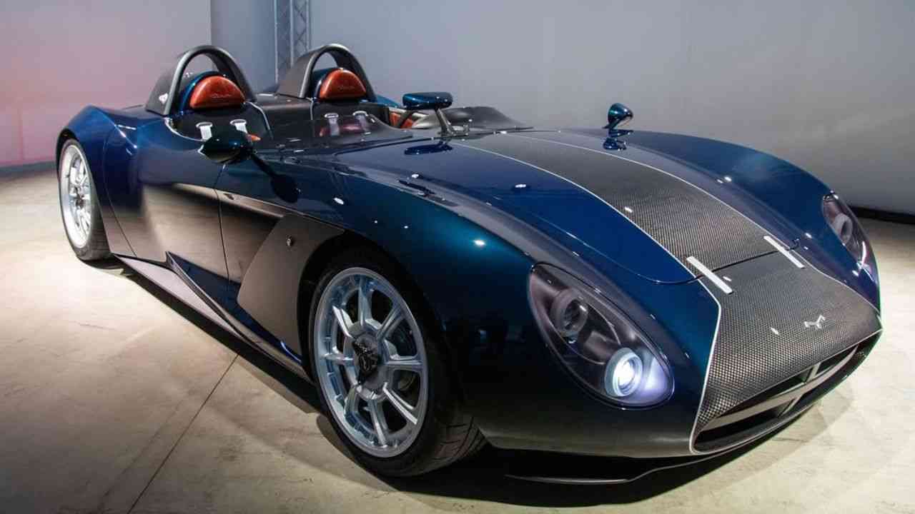 Automobili Mignatta stellt den Rina mit Retro-Design, V8-Saugmotor und manuellem Getriebe vor