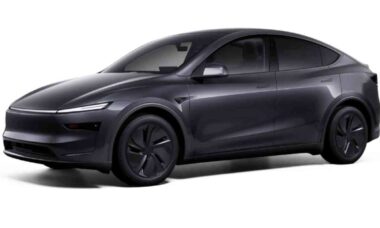 Tesla lança Model Y mais barato com tração traseira e maior autonomia nos EUA