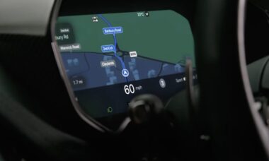 Apple anuncia nova geração do CarPlay; confira vídeo com as novidades