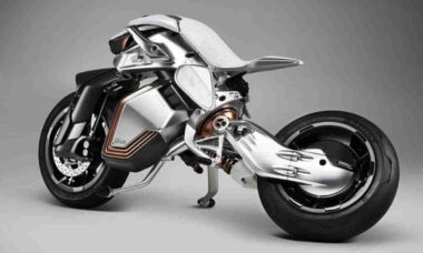 Moto conceito da Yamaha com IA e equilíbrio autônomo vence prêmio internacional de design