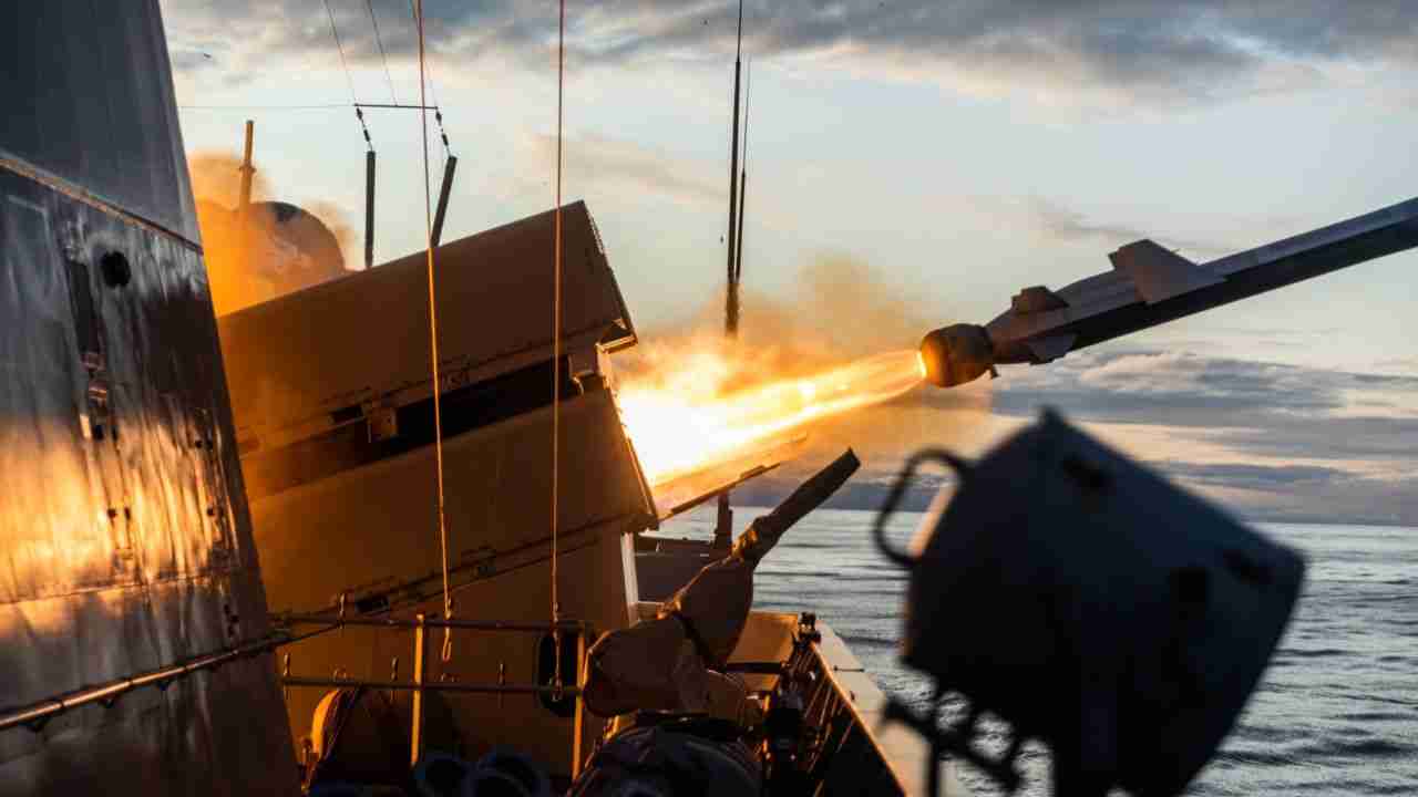Das Vereinigte Königreich rüstet drei Kriegsschiffe mit norwegischen Langstrecken- und Präzisionsraketen aus
