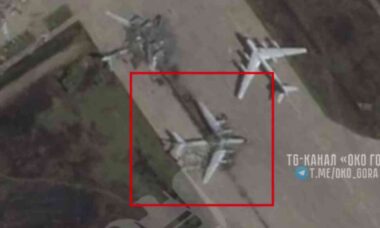 Imagens de satélite confirmam destruição de 13 aviões russos após ataque da Ucrânia com drones