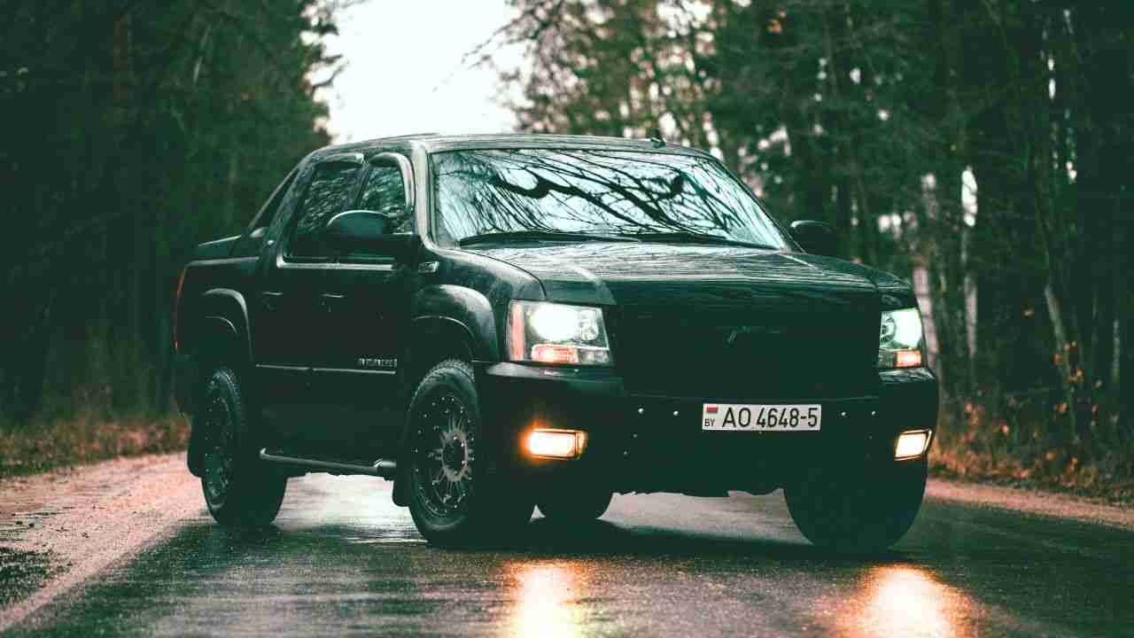 Undersøgelser advarer om, at SUV'er og pick-ups øger risikoen for at påkøre fodgængere på grund af reduceret synlighed foran