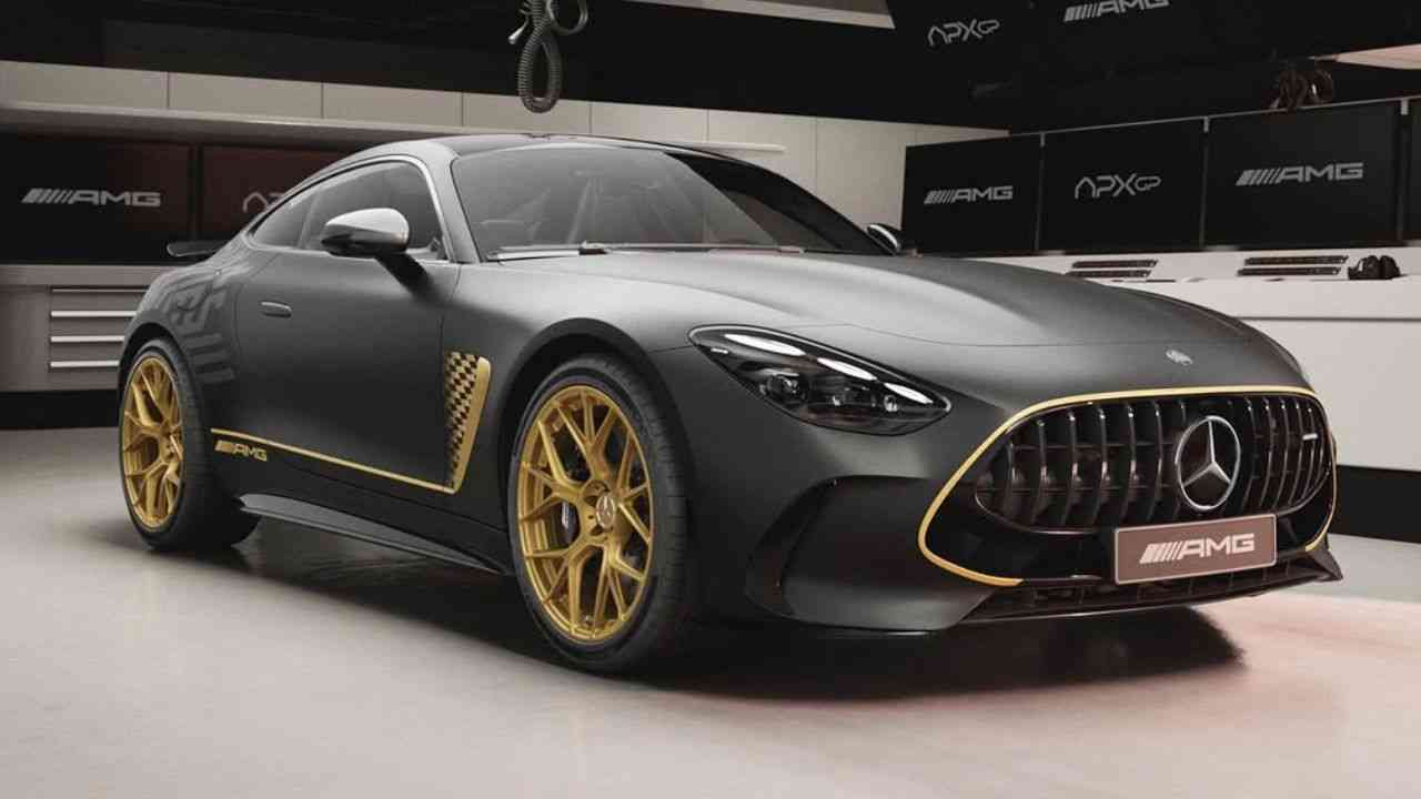 Mercedes lança edição limitada AMG inspirada em filme "F1" com Brad Pitt