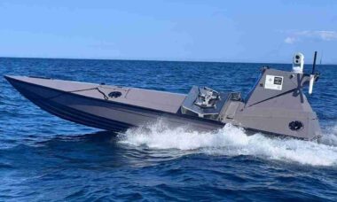 OTAN testa drone de superfície que lança VANTs e reforça segurança naval com tecnologia de ponta