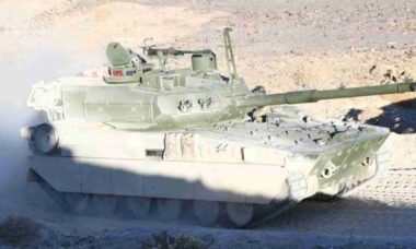 EUA cancelam programa de tanque leve M10 Booker após investimento bilionário
