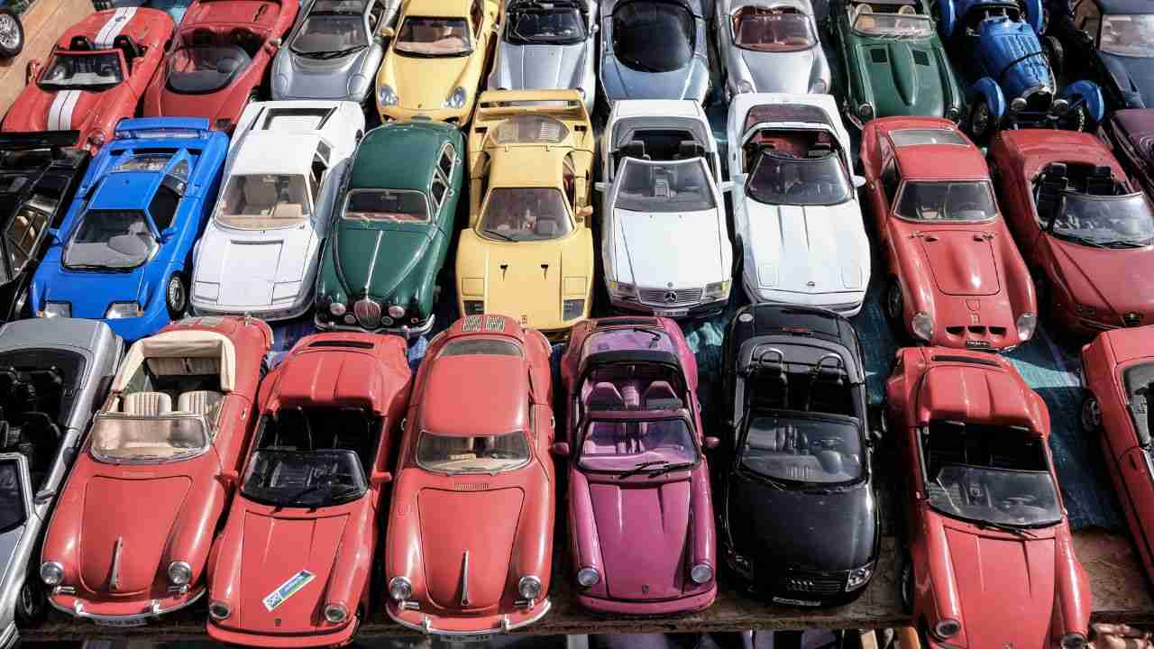 Carros coloridos desvalorizam menos que os neutros na revenda, revela estudo