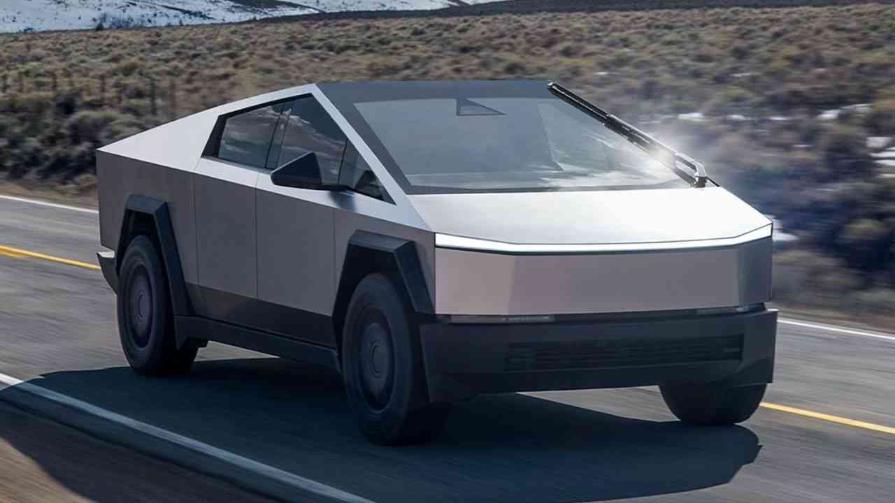Homem morre queimado após ficar preso em Cybertruck e família processa Tesla