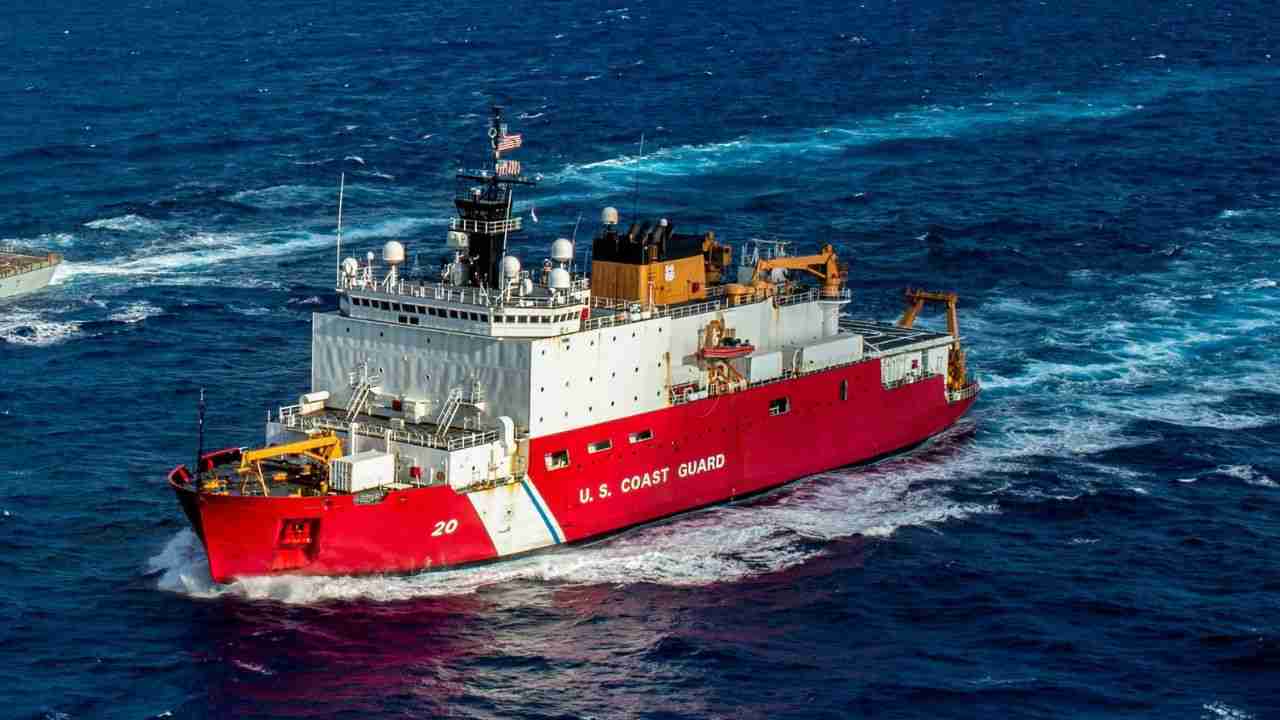 Trump négocie l'achat de 15 brise-glaces avec la Finlande pour renforcer la présence des États-Unis dans l'Arctique